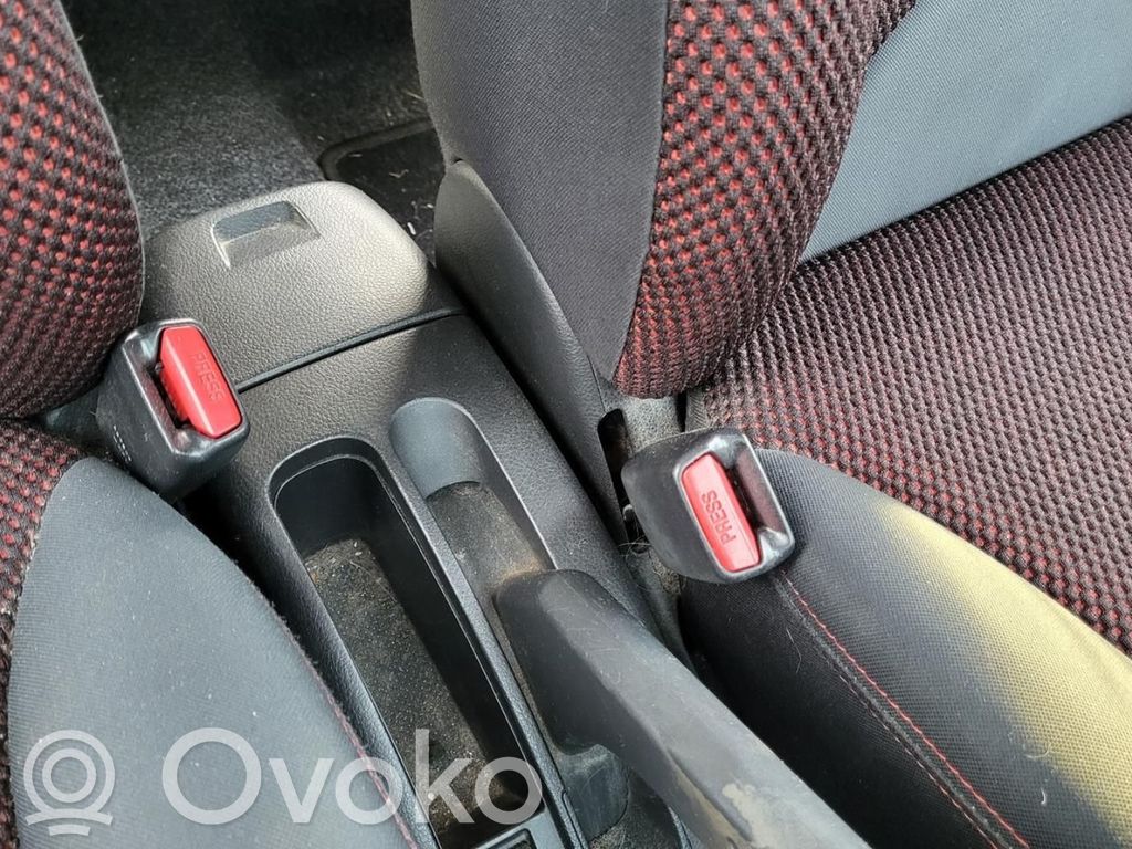 Priekšējās jostas sprādze   868429U00A