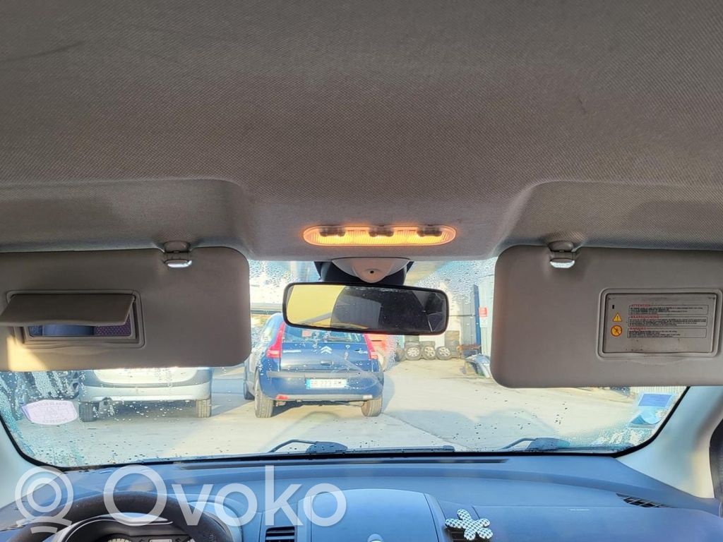 Nissan Note (E11) Saulessargu panelis 