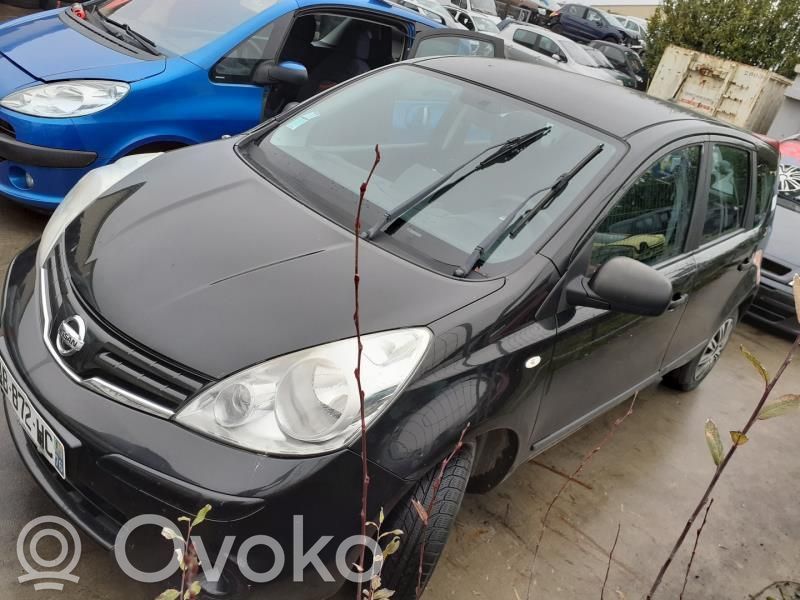 Priekinės durys   H01019U0M0