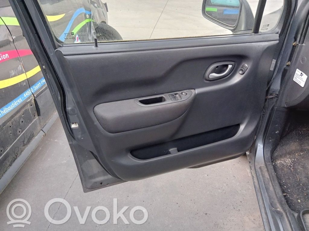 Opel Agila A Macara ușă față cu motor 