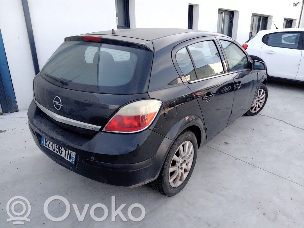 Opel Astra H Juego de montaje de la suspensión trasera 