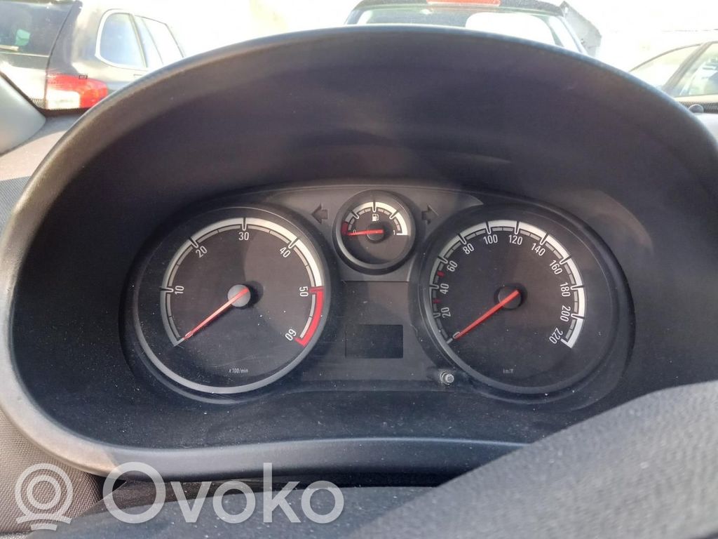 Opel Corsa D Speedometer (instrument cluster) 