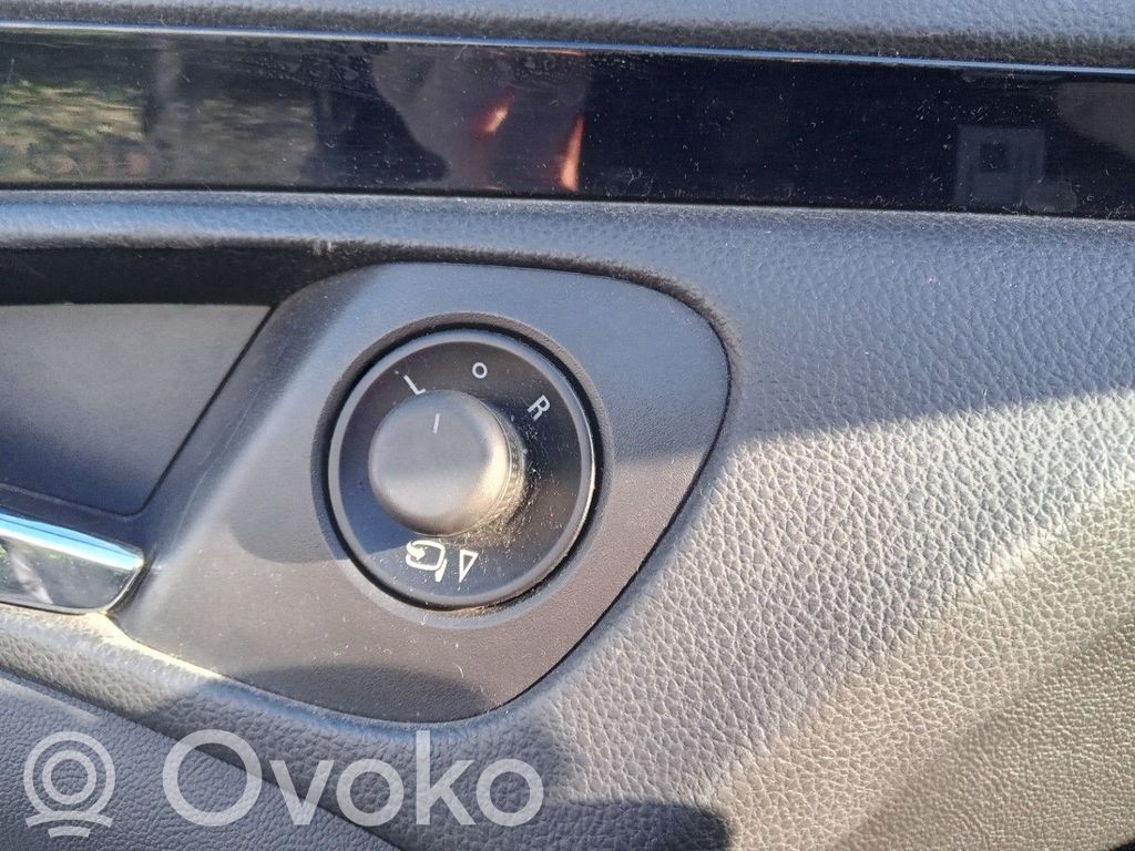 Opel Insignia A Przycisk regulacji lusterek bocznych 