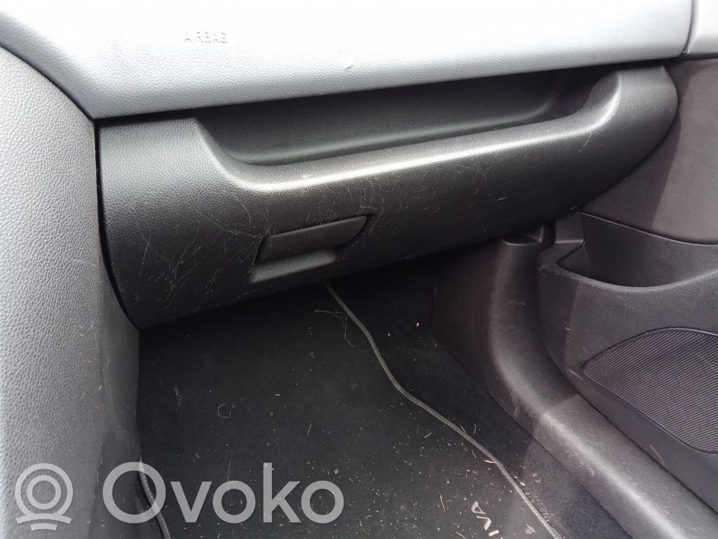 Opel Meriva B Juego guantera 