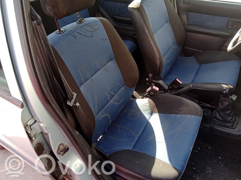 Peugeot 106 Cinturón delantero 