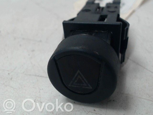 Peugeot 306 Hazard light switch 