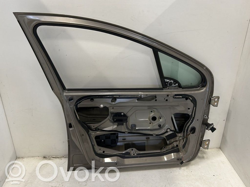Puerta delantera   9002S8