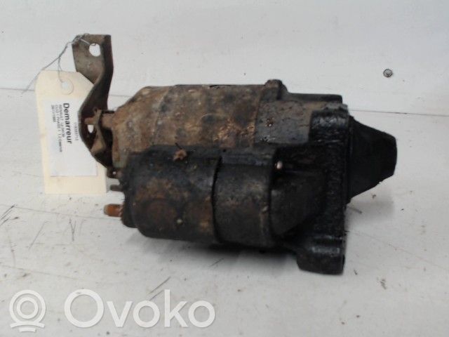 Renault Clio I Starteris 