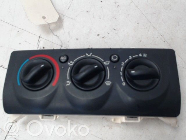 Renault Clio II Climate control unit 