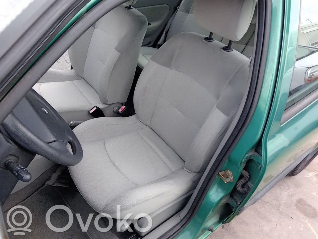 Renault Clio II Cinturón delantero 