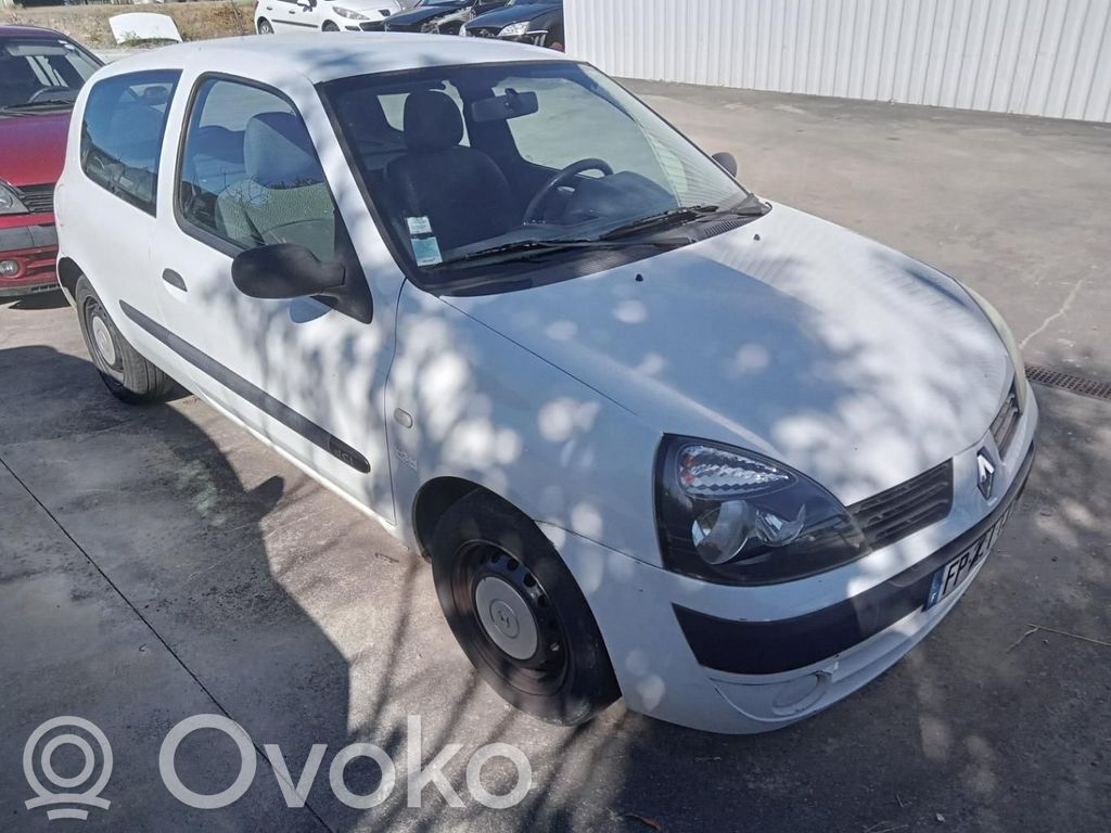 Renault Clio II Pagrindinis priekinių durų stiklas (keturdurio) 