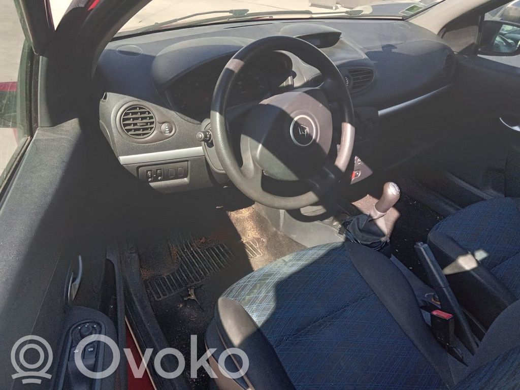 Renault Clio III Panel de instrumentos 