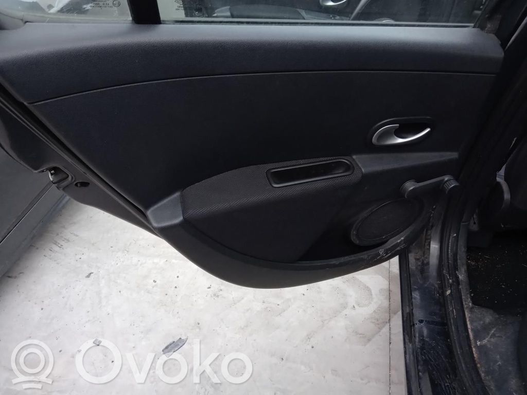 Renault Clio III Manecilla interna puerta trasera 