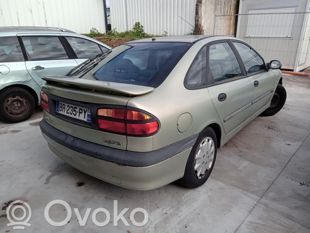 Renault Laguna I Puerta trasera 