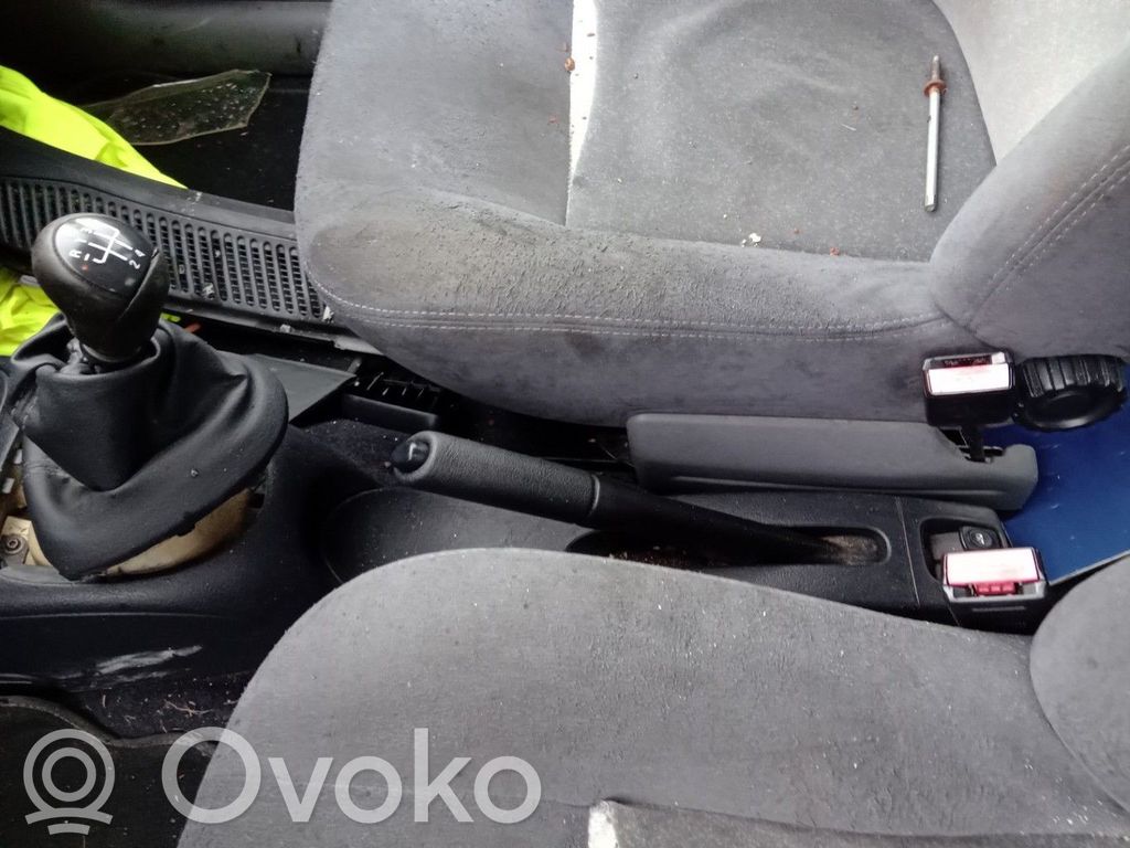 Renault Megane I Klamra przedniego pasa bezpieczeństwa 