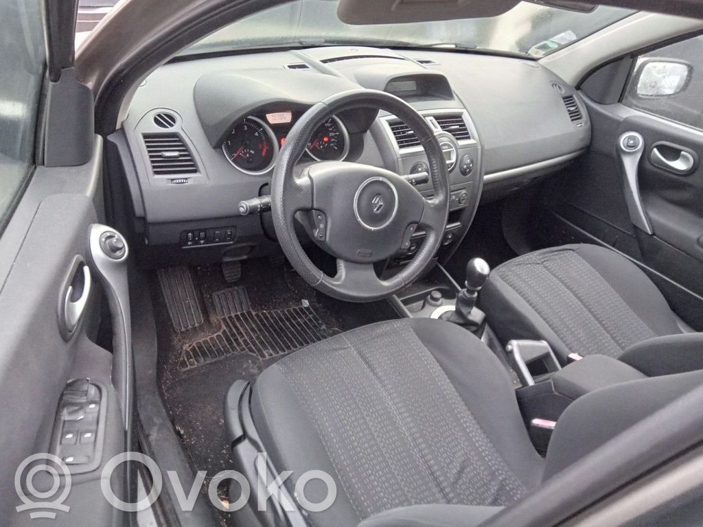 Renault Megane II Панель 