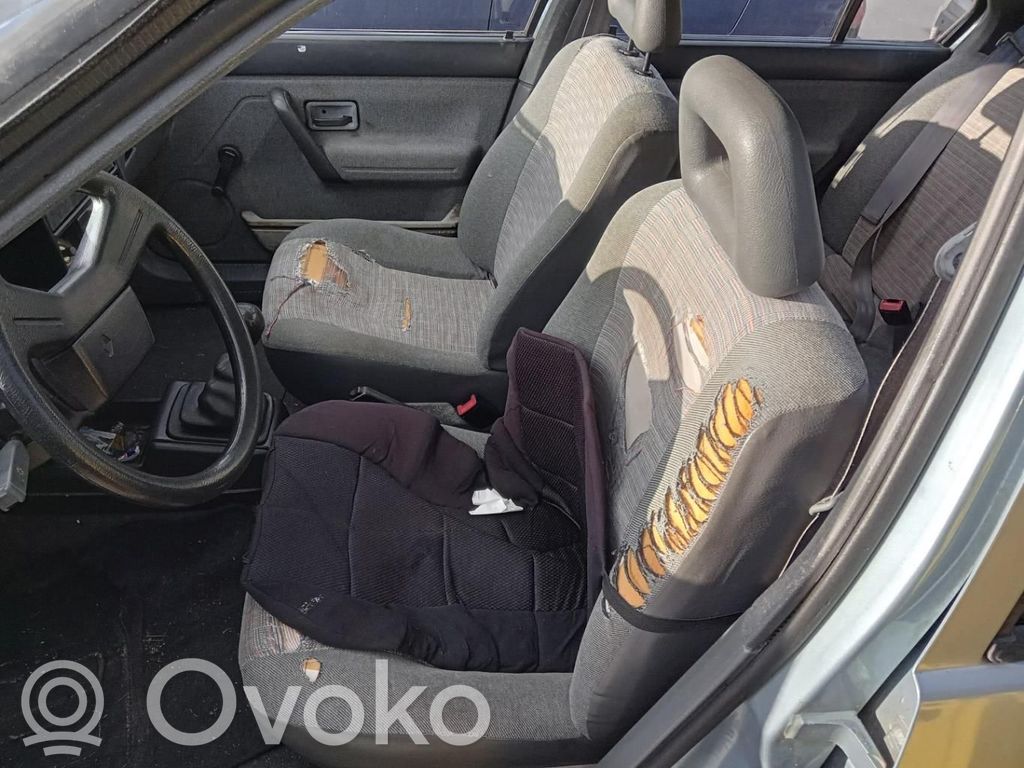 Renault 19 Cinturón delantero 