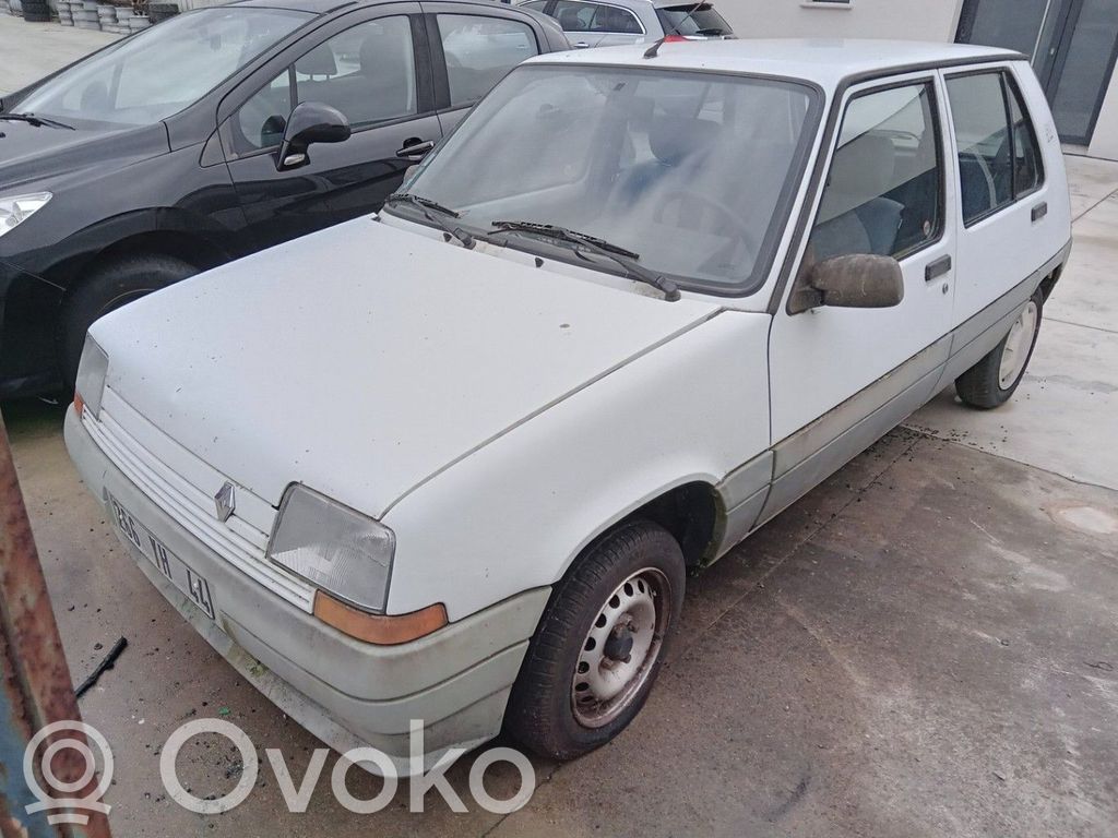 Renault Super R5 Передний суппорт 
