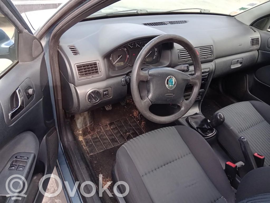Skoda Octavia Mk1 (1U) Juego del eje de la columna de dirección 