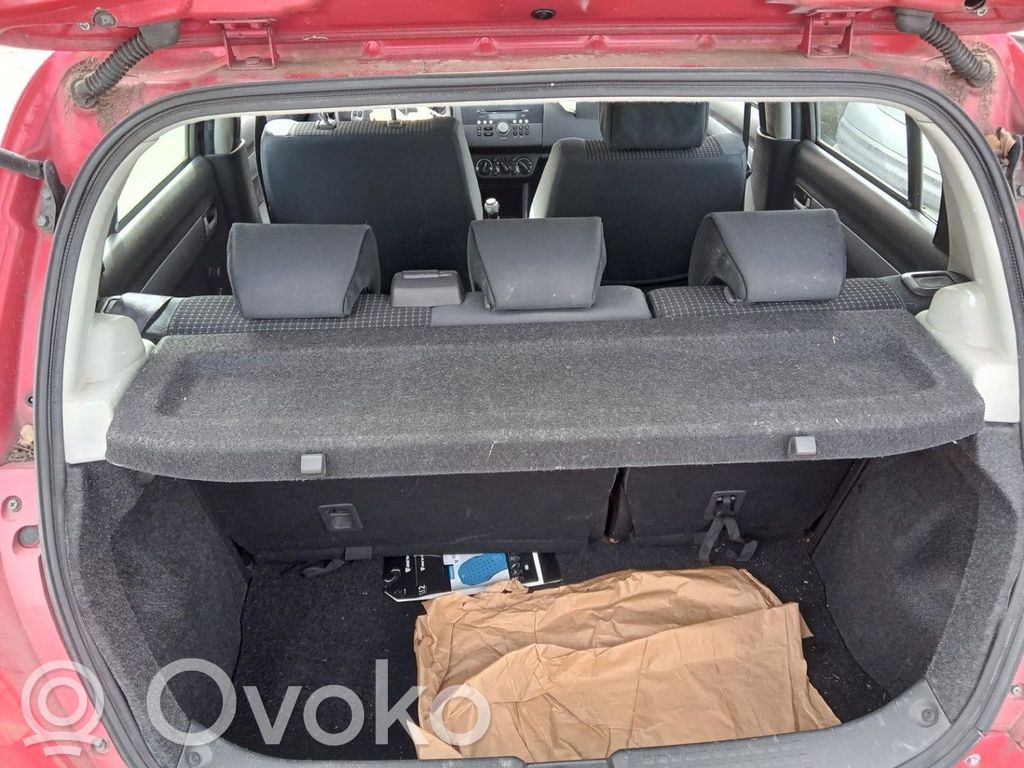 Suzuki SX4 Hattuhylly 