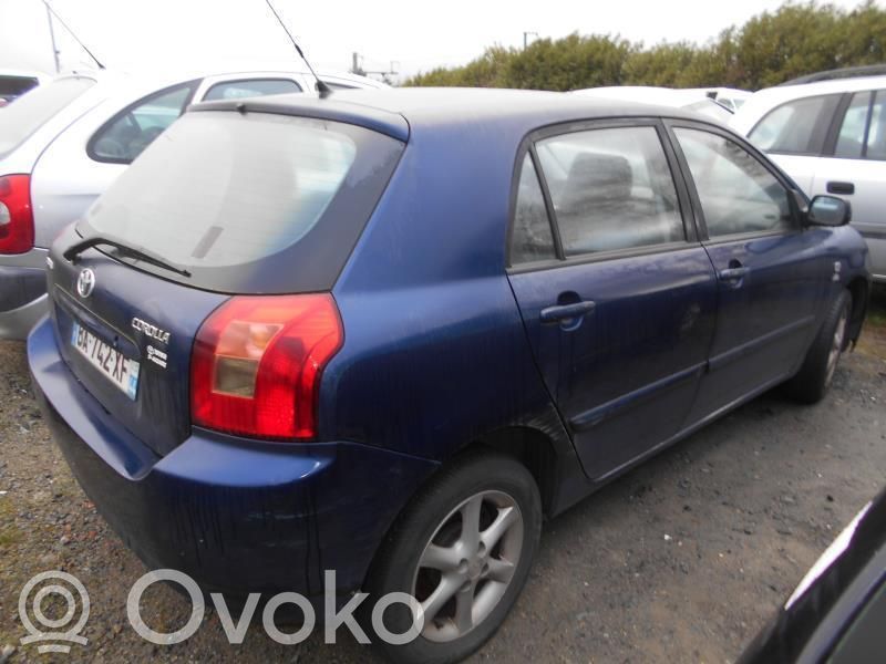 Toyota Corolla E120 E130 Dzinēja pārsegs (vāks) 