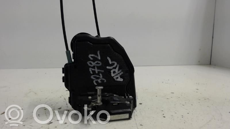 Toyota Verso Zamek drzwi tylnych 