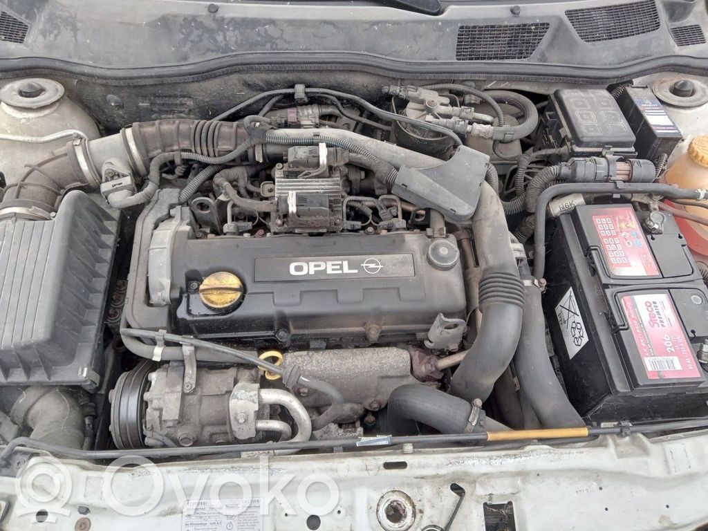 Opel Astra G Генератор 