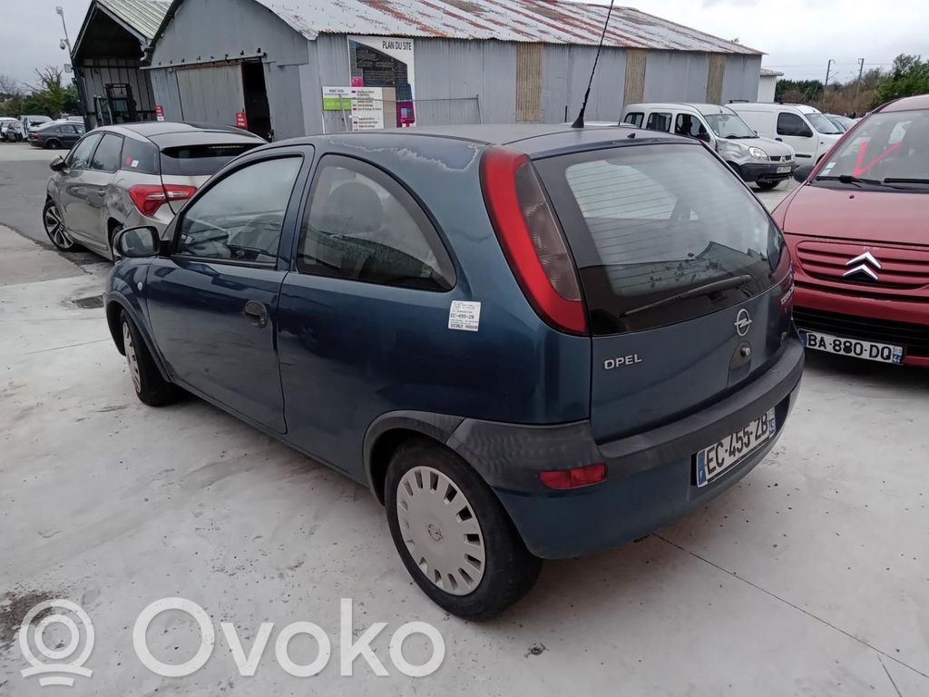 Opel Corsa C Бампер 