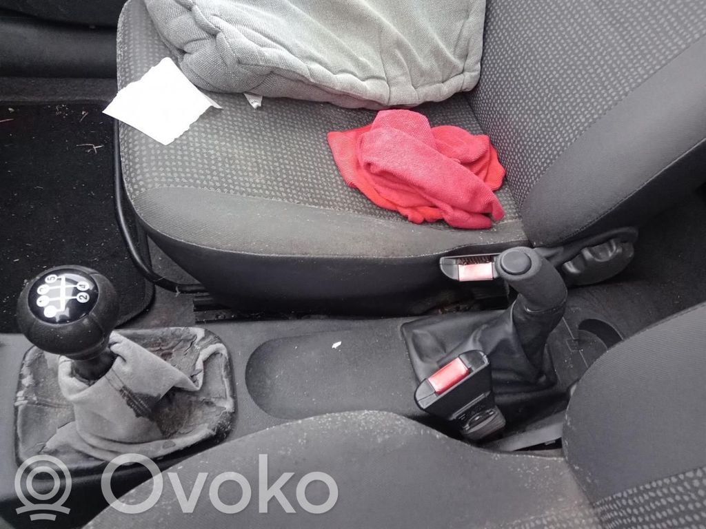 Opel Corsa C Hebilla del cinturón delantero 