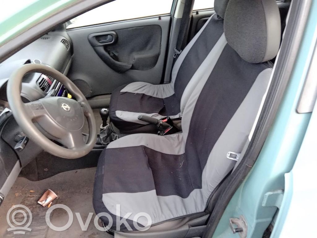 Opel Corsa C Cinturón delantero 