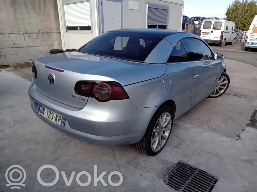 Volkswagen Eos Elektryczny podnośnik szyby drzwi tylnych 
