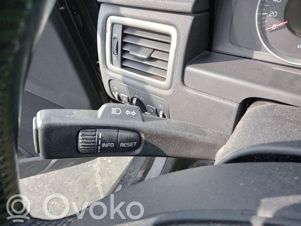 Volvo V70 Indicator stalk 