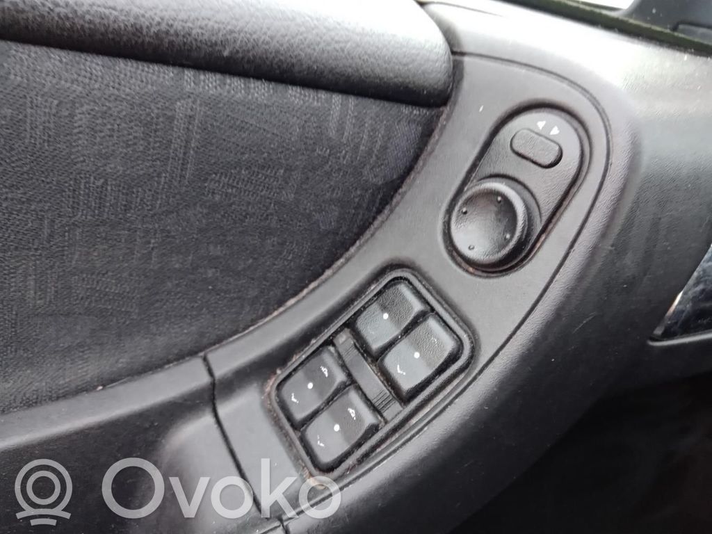 Opel Zafira A Interruptor del espejo lateral 