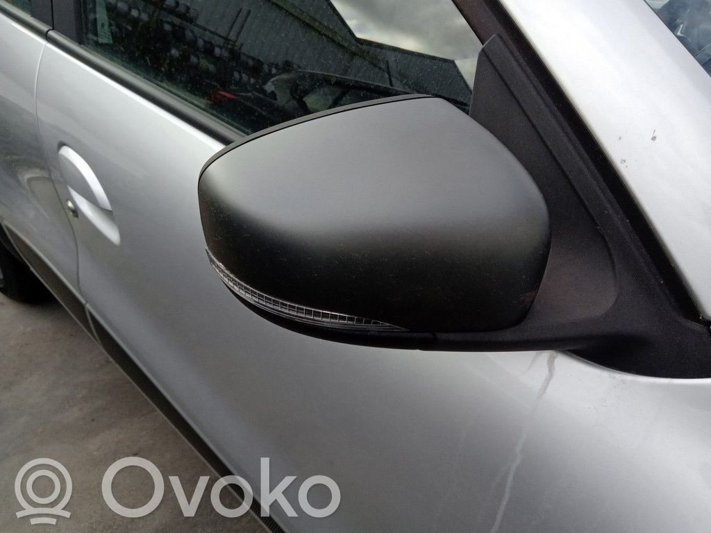 Dacia Spring Espejo lateral manual 