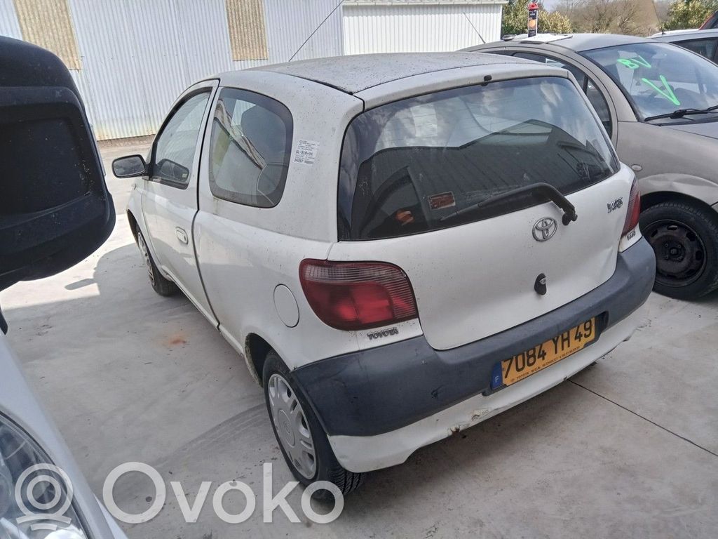 Toyota Yaris Lampa tylna 