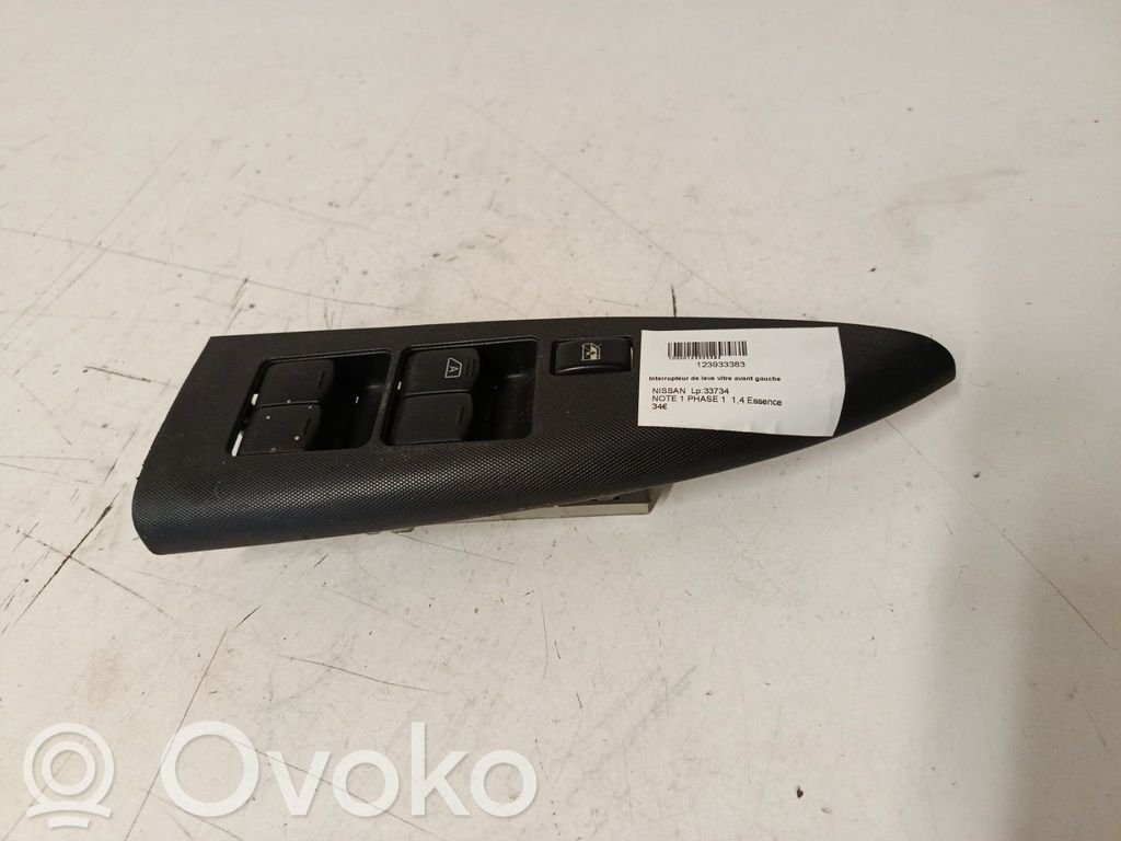 Nissan Note (E11) Electric window control switch 