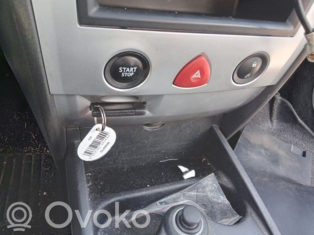 Engine start stop button switch   8200407396