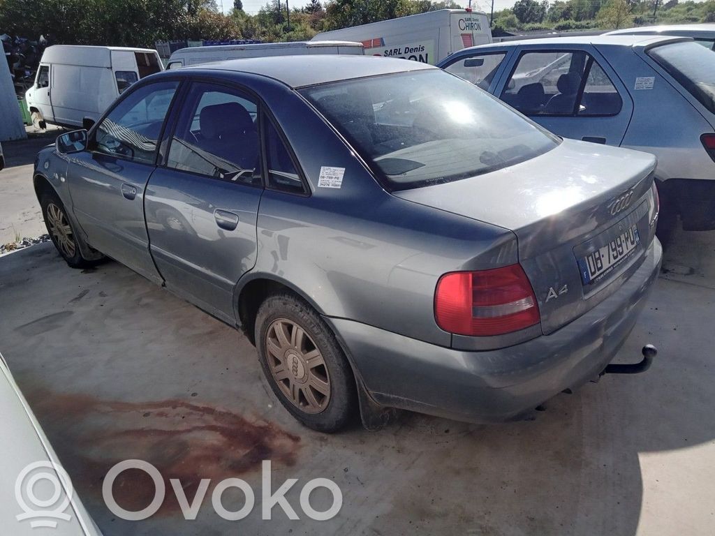 Regulador manual de la ventanilla trasera   8D0839461