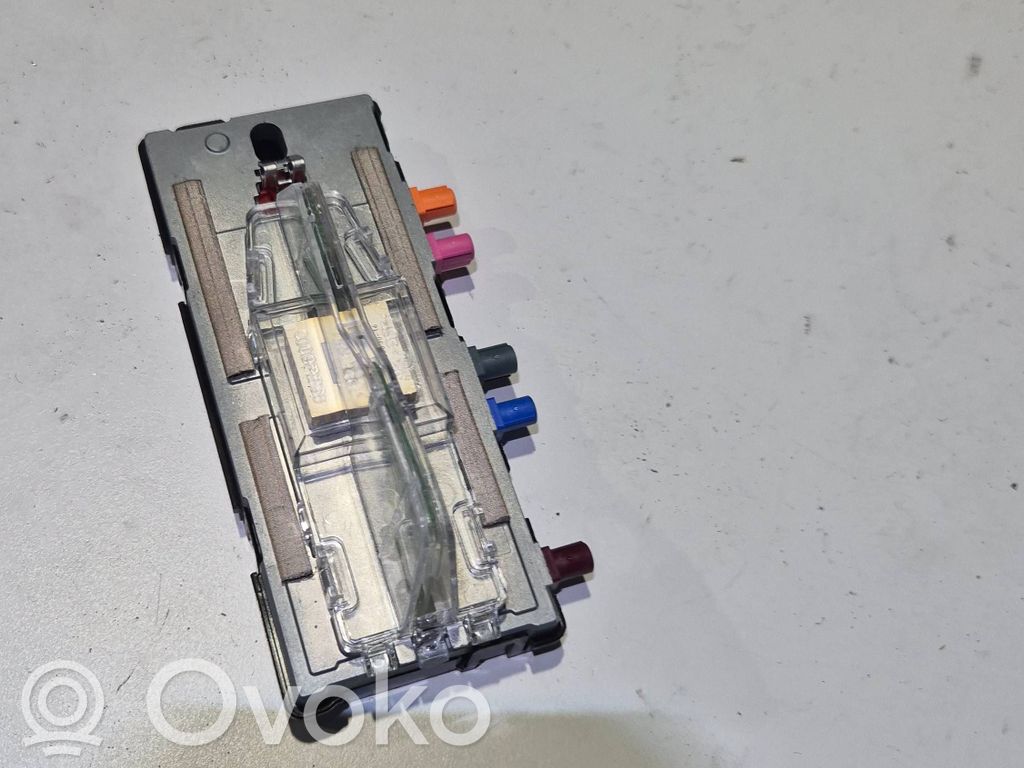 Volvo XC90 GPS-pystyantenni 