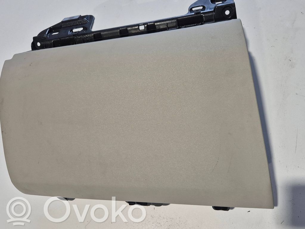 Daiktadėžė   31477155