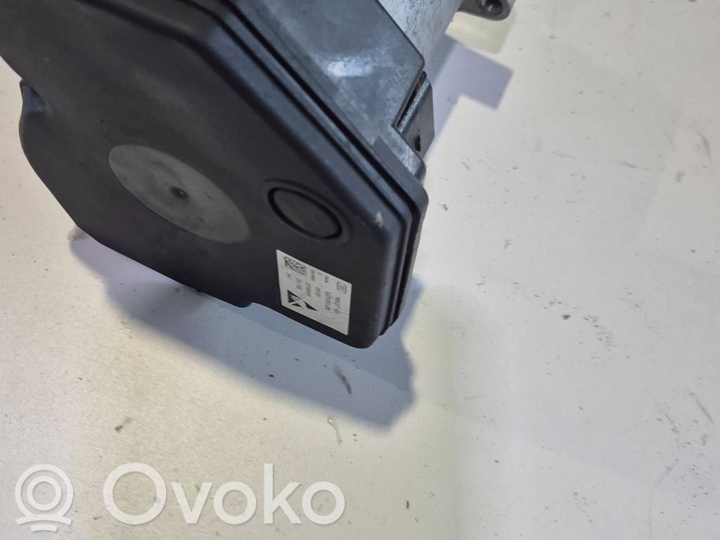 Volvo XC90 Hammastanko 