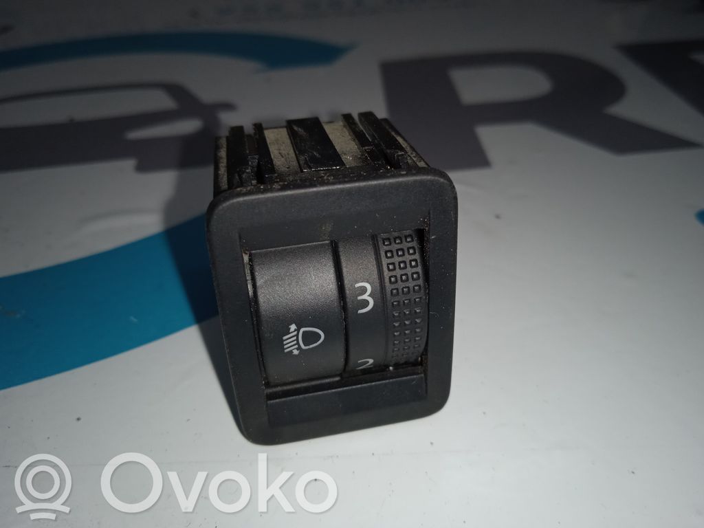Interruptor de control multifunción   5F0941333