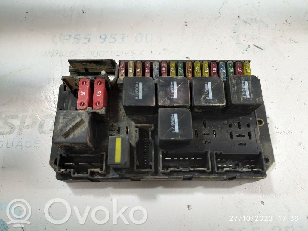 Land Rover Range Rover L405 Katvealueen valvonnan ohjainlaite (BSM) 
