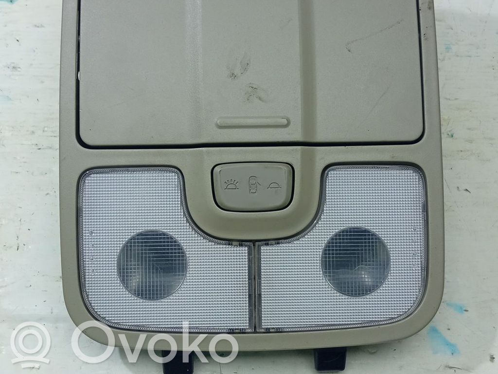 KIA Carens III Otras luces interiores 