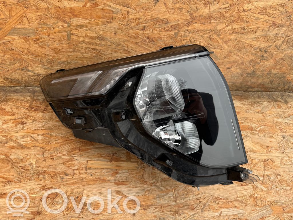 Ford Transit Courier II Phare frontale 