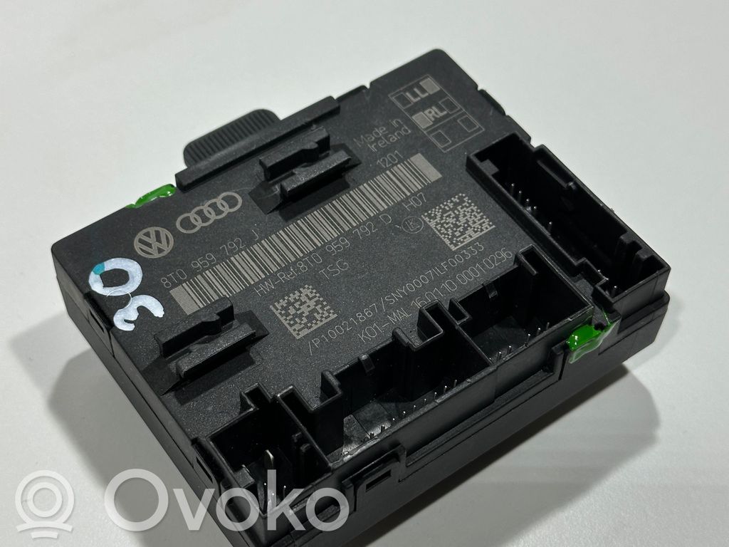 Audi A5 8T 8F Door control unit/module 