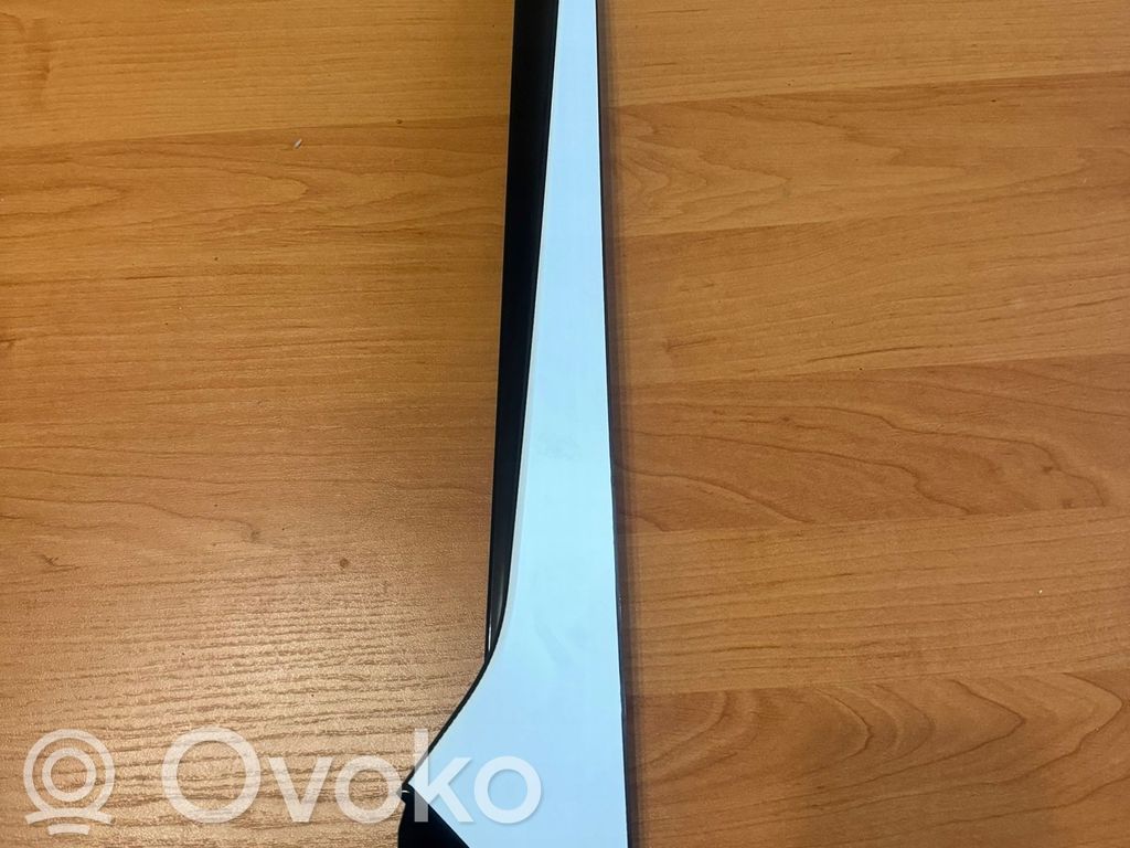 Tailgate trim   4M8854871C