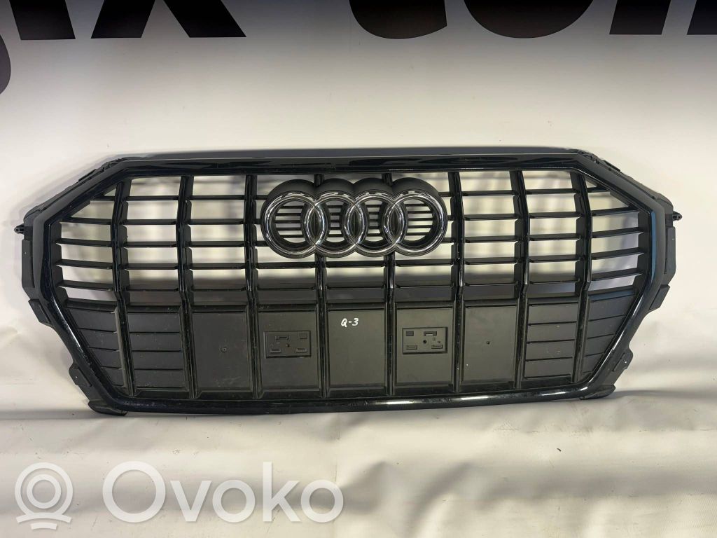 Maskownica / Grill / Atrapa górna chłodnicy   83A853651F,83A853051D,801790L1