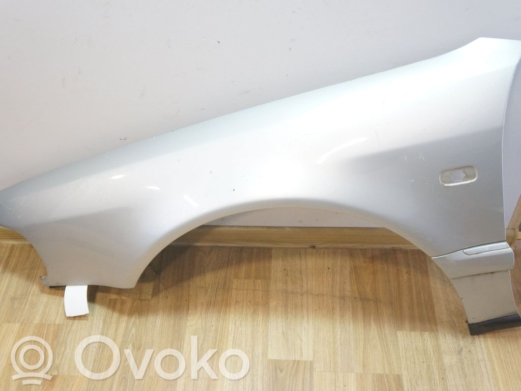 Audi A8 S8 D2 4D Fender 