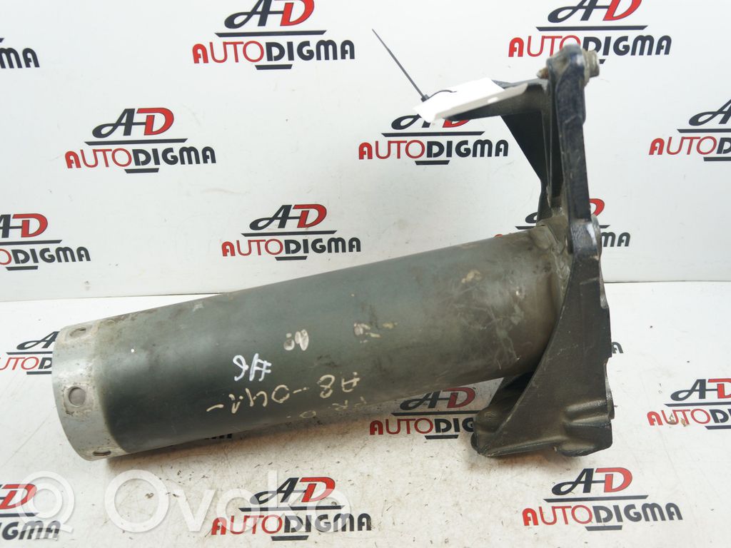 Audi A8 S8 D3 4E Radiator support slam panel bracket 